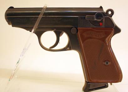 uploads/4776/2/Walther%20PPK%20764864%20b2.JPG